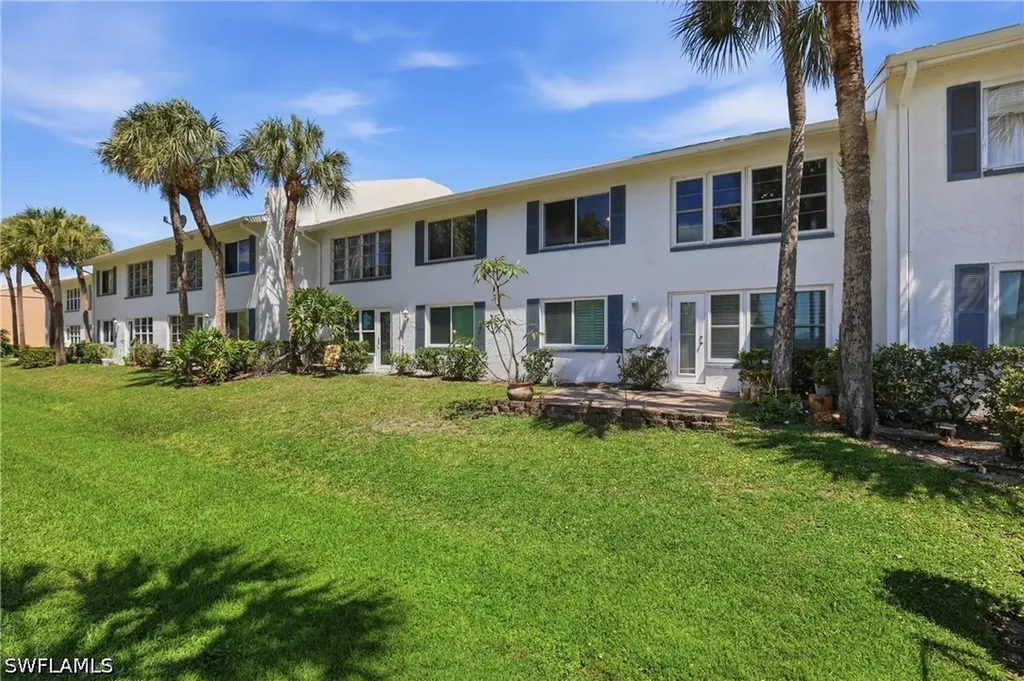 4050 Ice Castle Way Naples FL 34112