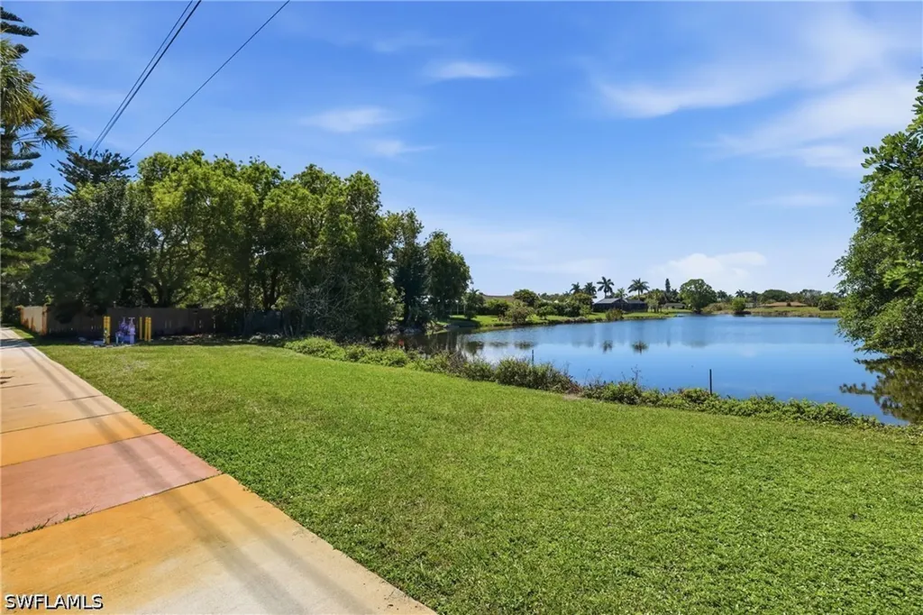 4050 Ice Castle Way Naples FL 34112