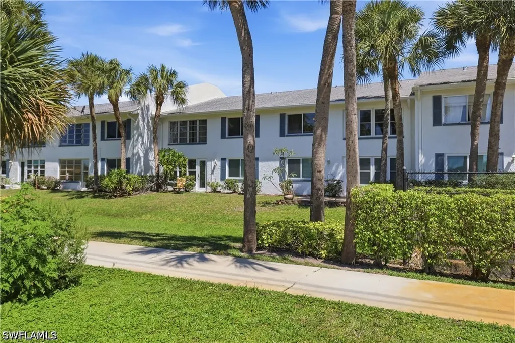 4050 Ice Castle Way Naples FL 34112