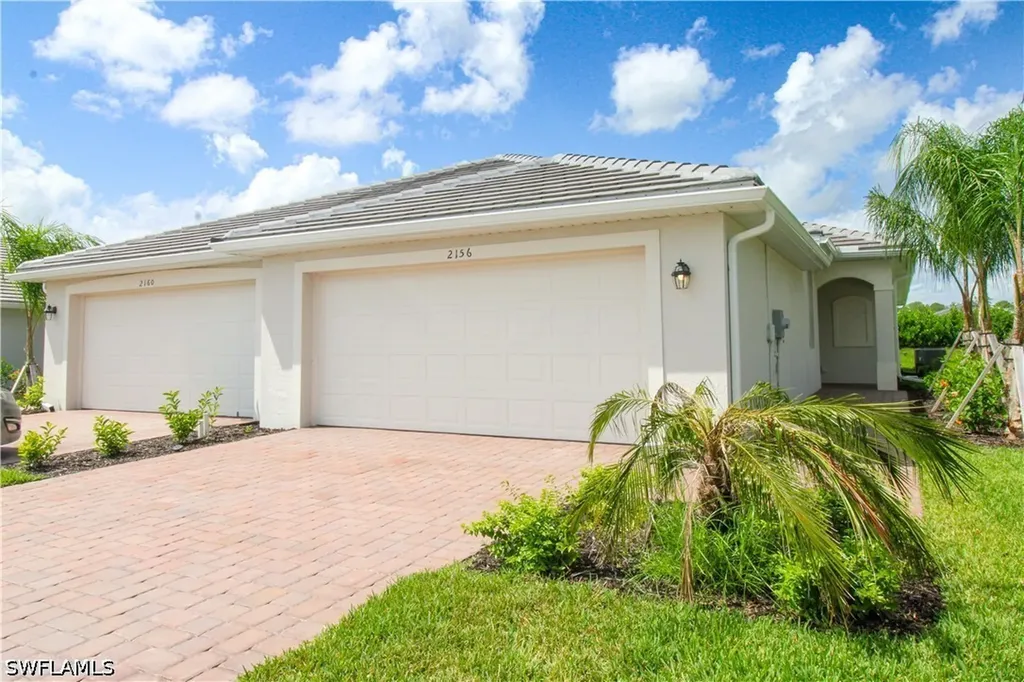 2156 Dragonfruit Way Naples FL 34120