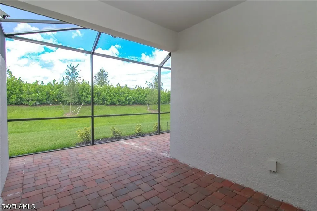 2156 Dragonfruit Way Naples FL 34120