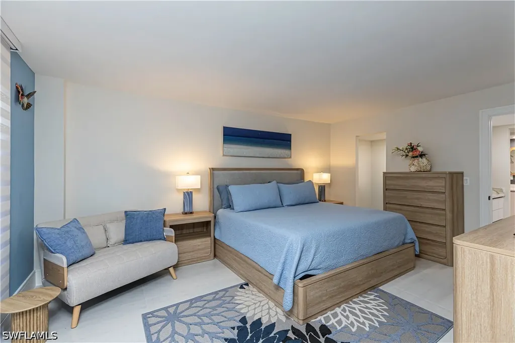 5 Bluebill Avenue Naples FL 34108