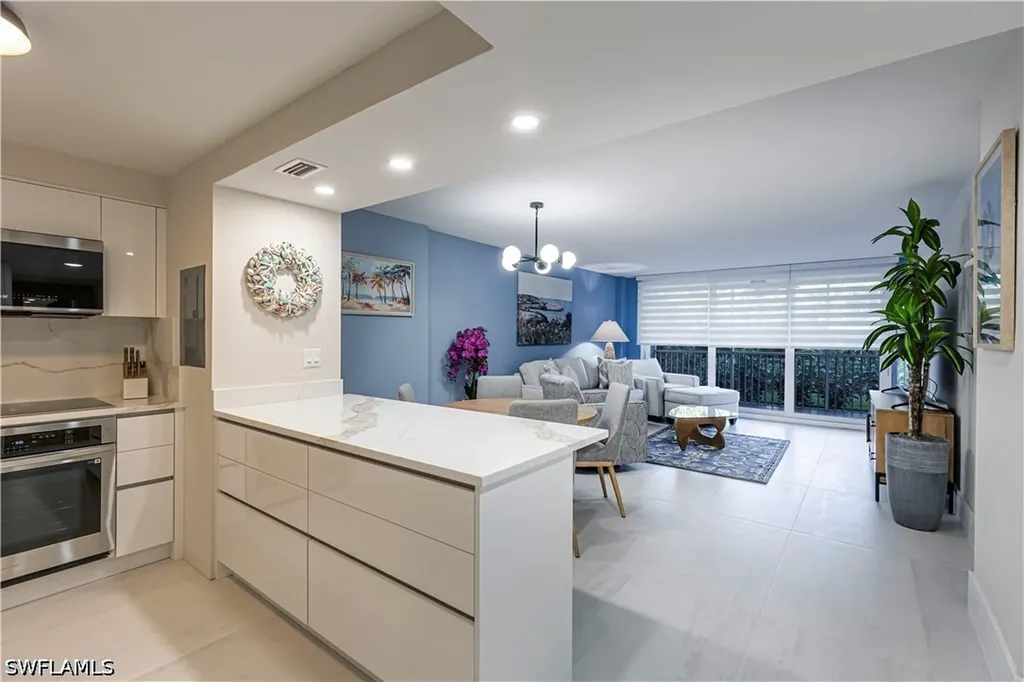 5 Bluebill Avenue Naples FL 34108