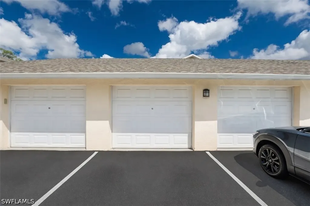 3225 Cypress Glen Way Naples FL 34109