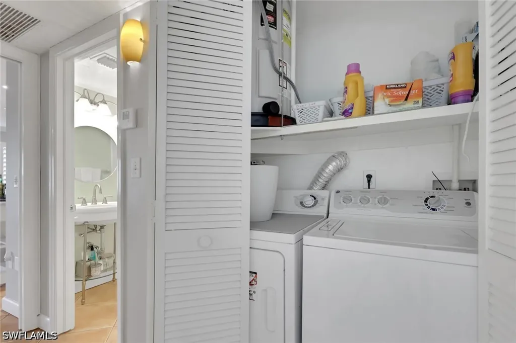 638 7th Avenue S Naples FL 34102
