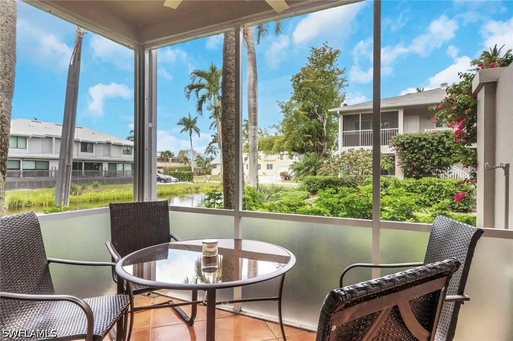 638 7th Avenue S Naples FL 34102