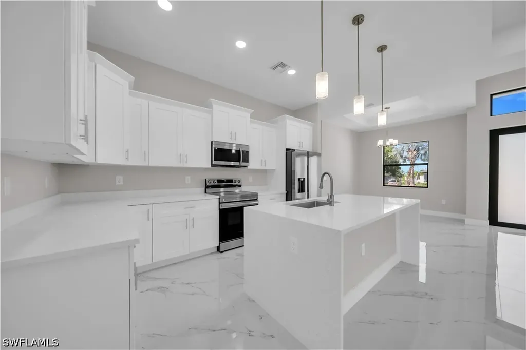 2615 45th Street SW Lehigh Acres FL 33976