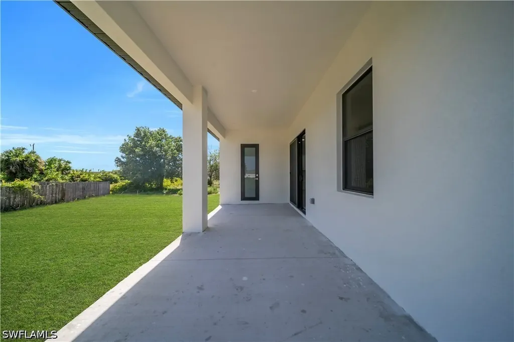 2615 45th Street SW Lehigh Acres FL 33976