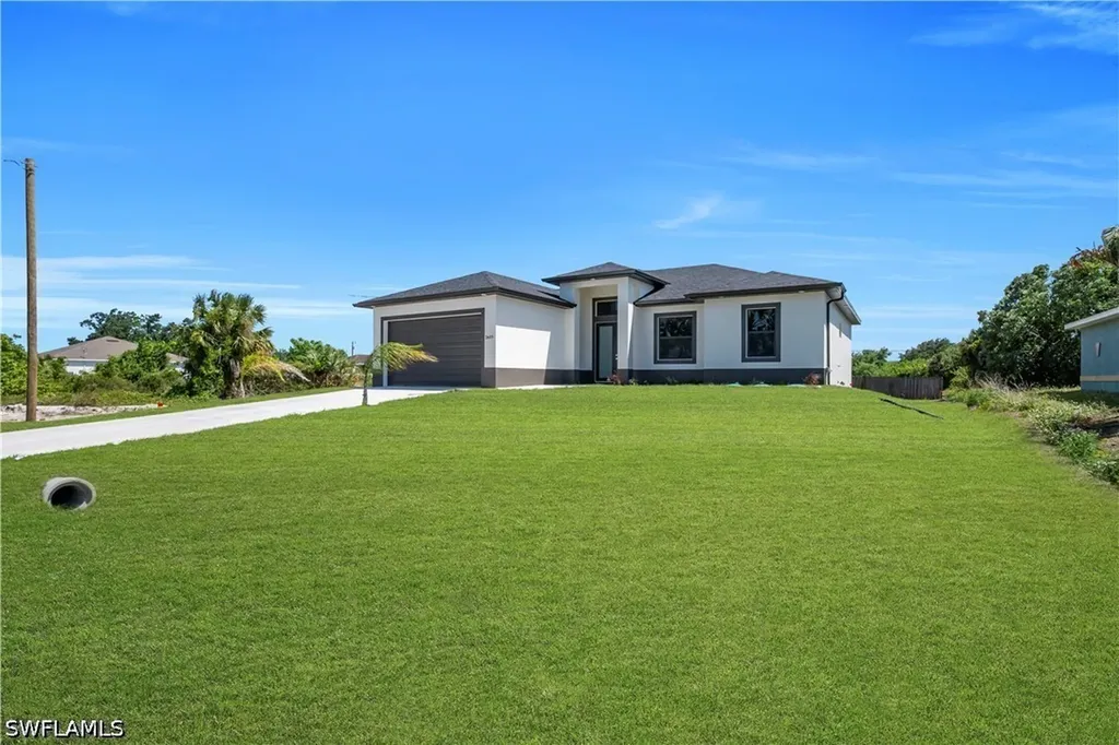 2615 45th Street SW Lehigh Acres FL 33976