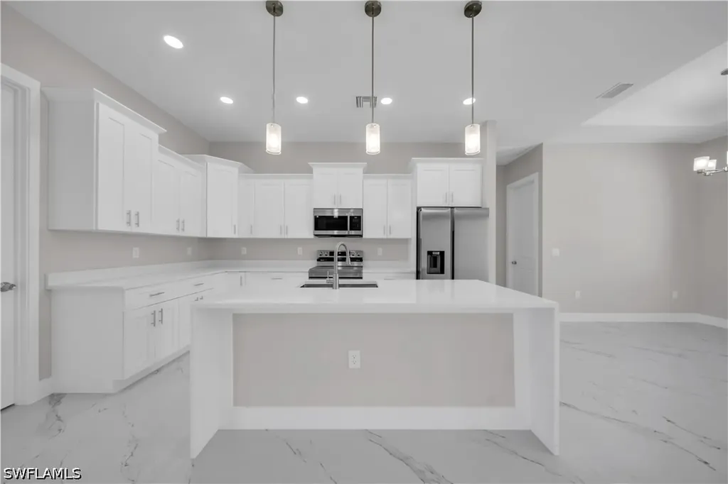 2615 45th Street SW Lehigh Acres FL 33976