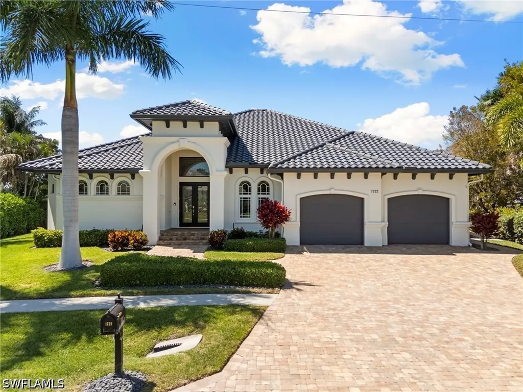 Marco Island FL, 1722 N Bahama Avenue