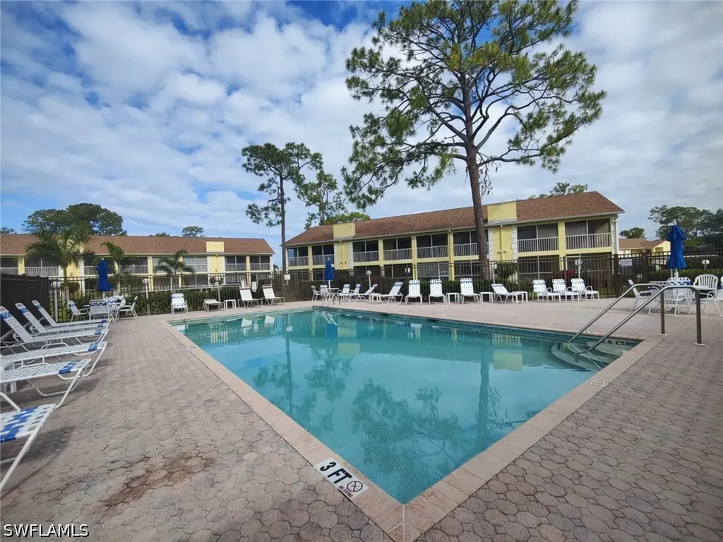 2668 Kings Lake Boulevard Naples FL 34112
