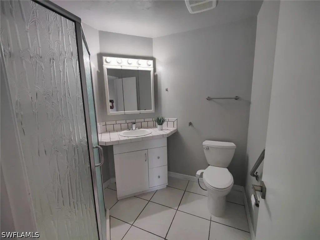 2668 Kings Lake Boulevard Naples FL 34112