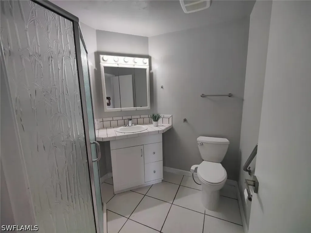 2668 Kings Lake Boulevard Naples FL 34112