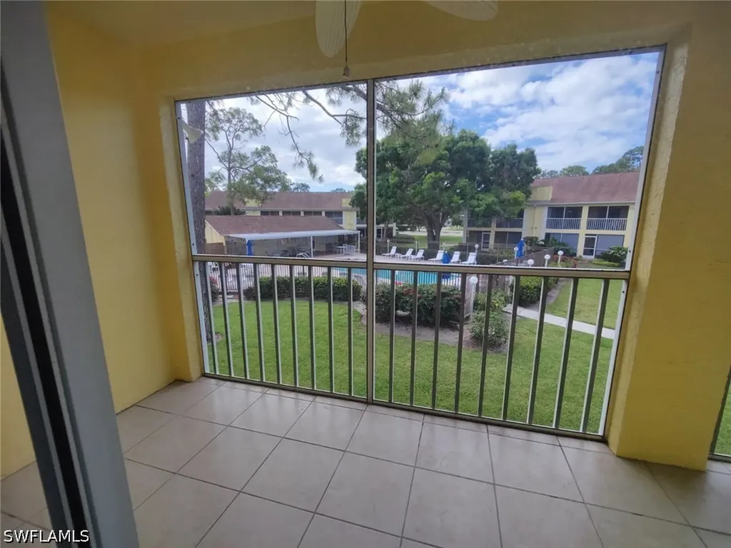 2668 Kings Lake Boulevard Naples FL 34112