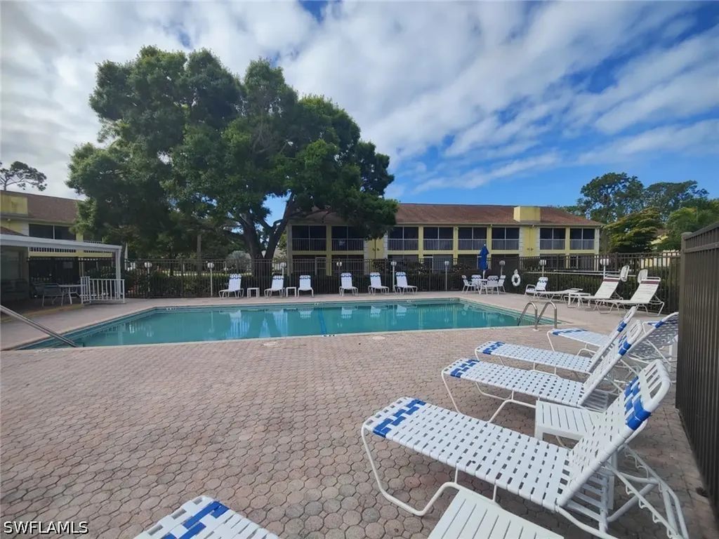 2668 Kings Lake Boulevard Naples FL 34112