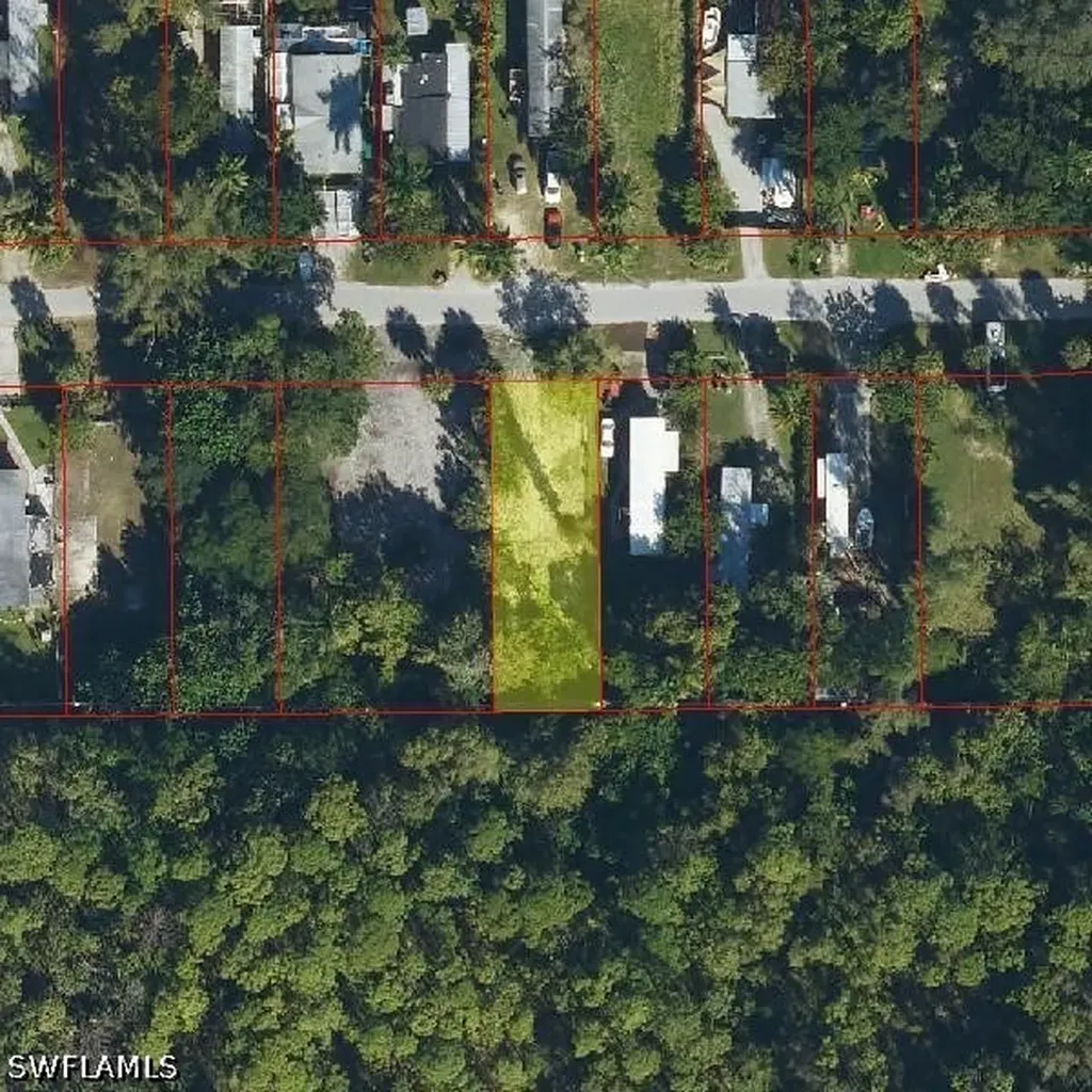 2602 Holly Avenue Naples FL 34112