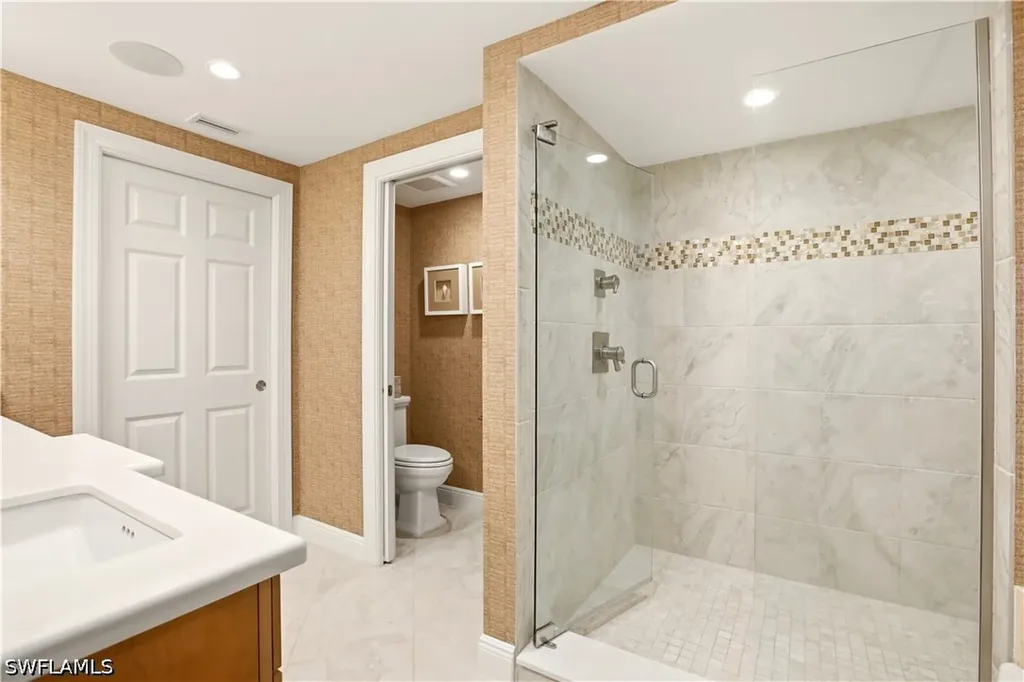 3377 Gulf Shore Boulevard N Naples FL 34103