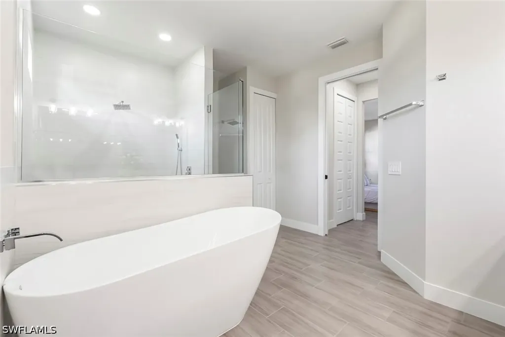 4600 Key Largo Lane Bonita Springs FL 34134