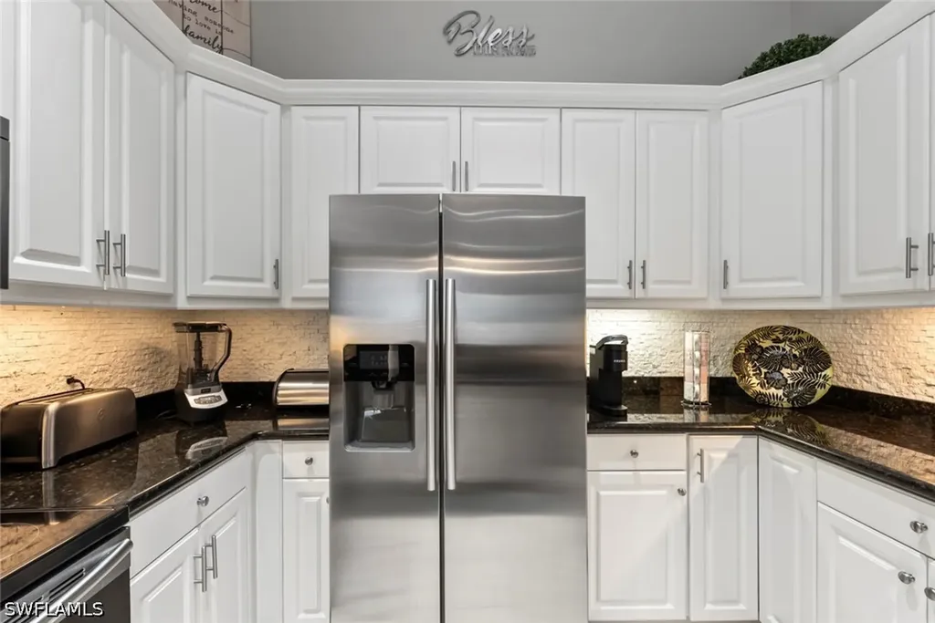 6051 Shallows Way Naples FL 34109