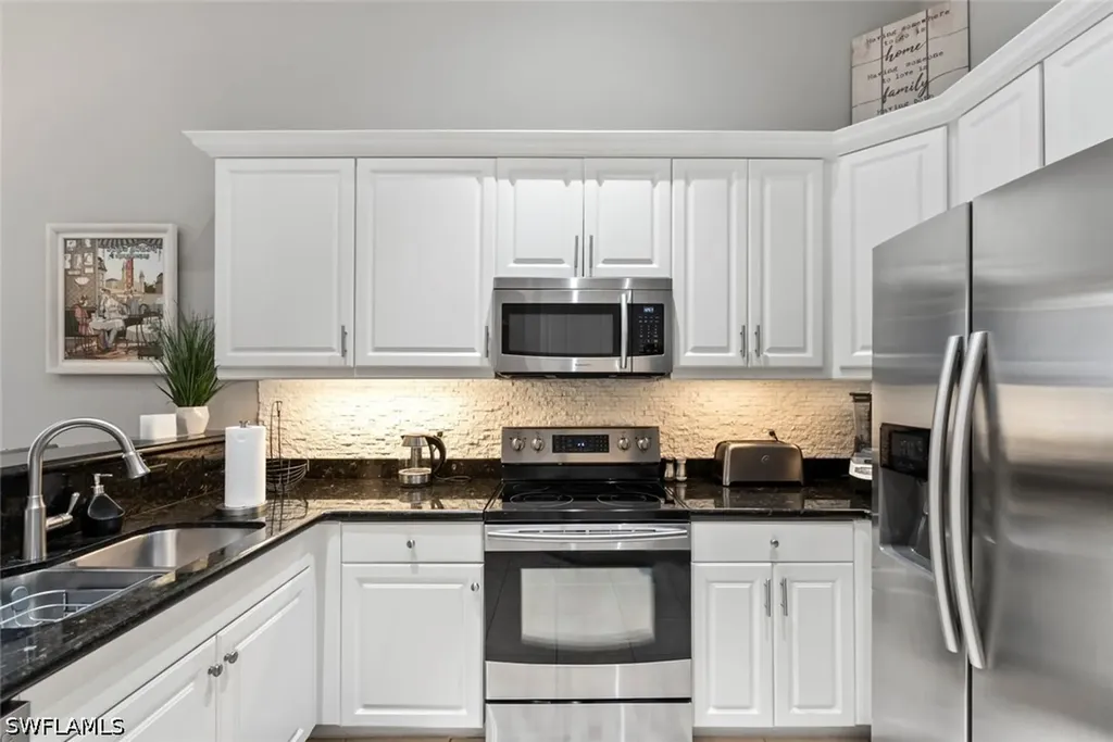 6051 Shallows Way Naples FL 34109