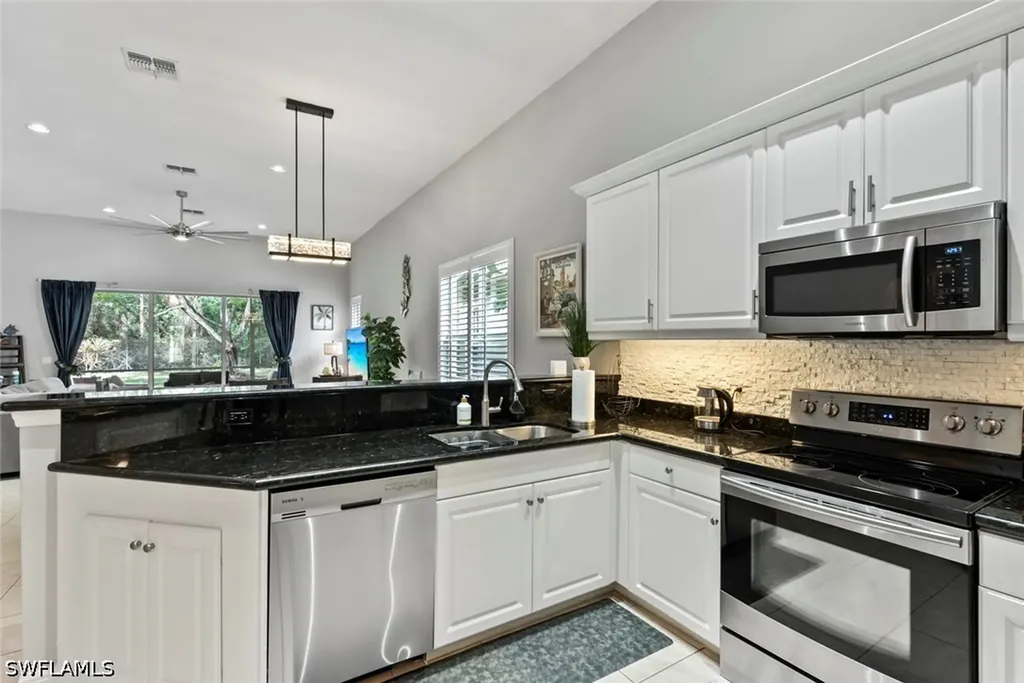6051 Shallows Way Naples FL 34109