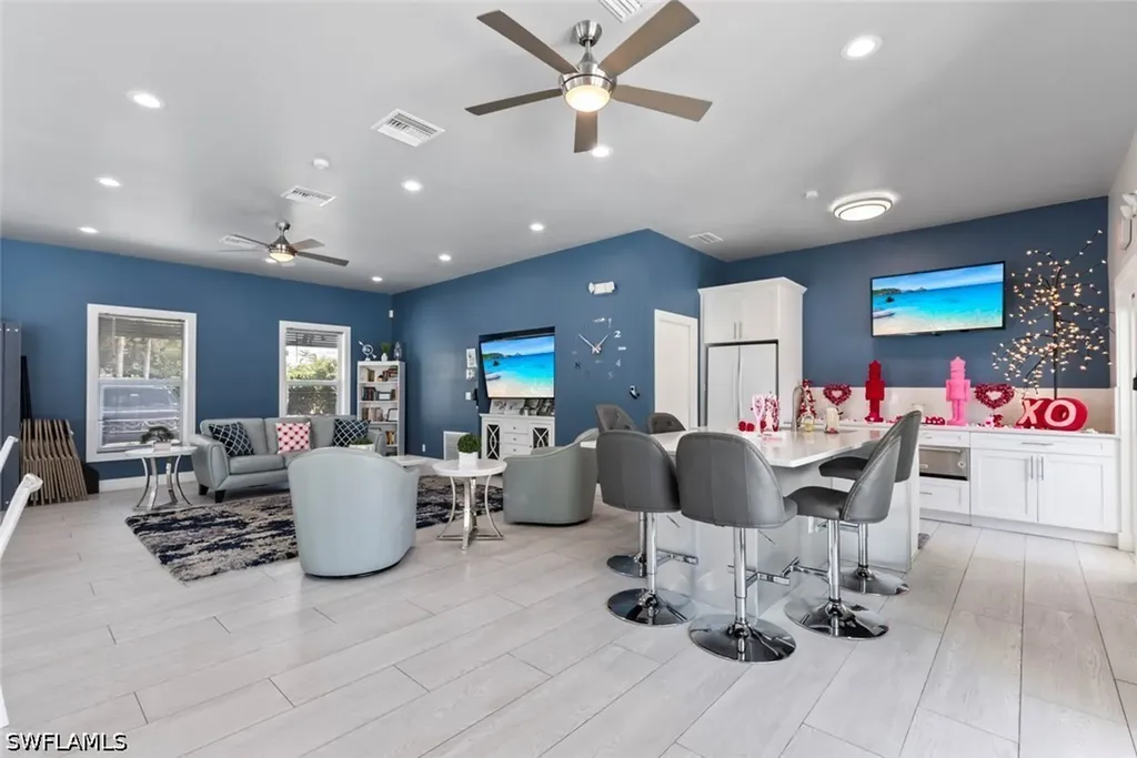 6051 Shallows Way Naples FL 34109