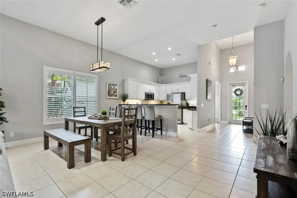 6051 Shallows Way Naples FL 34109