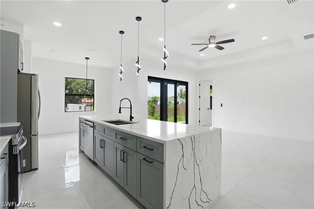 3409 24th Street SW Lehigh Acres FL 33976