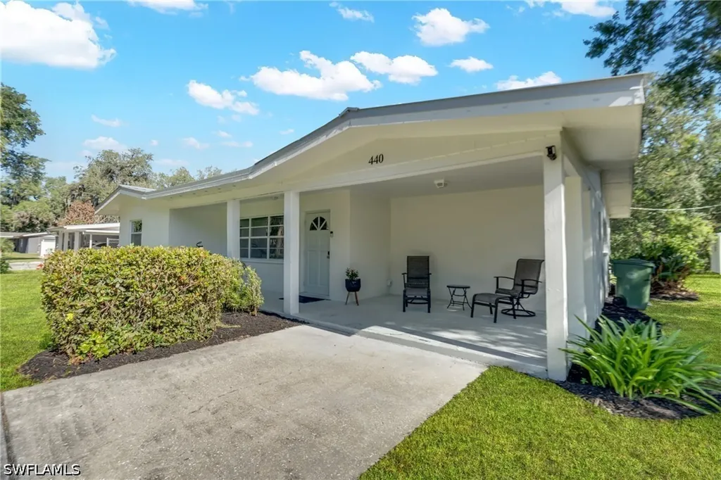 440 6th Avenue Labelle FL 33935