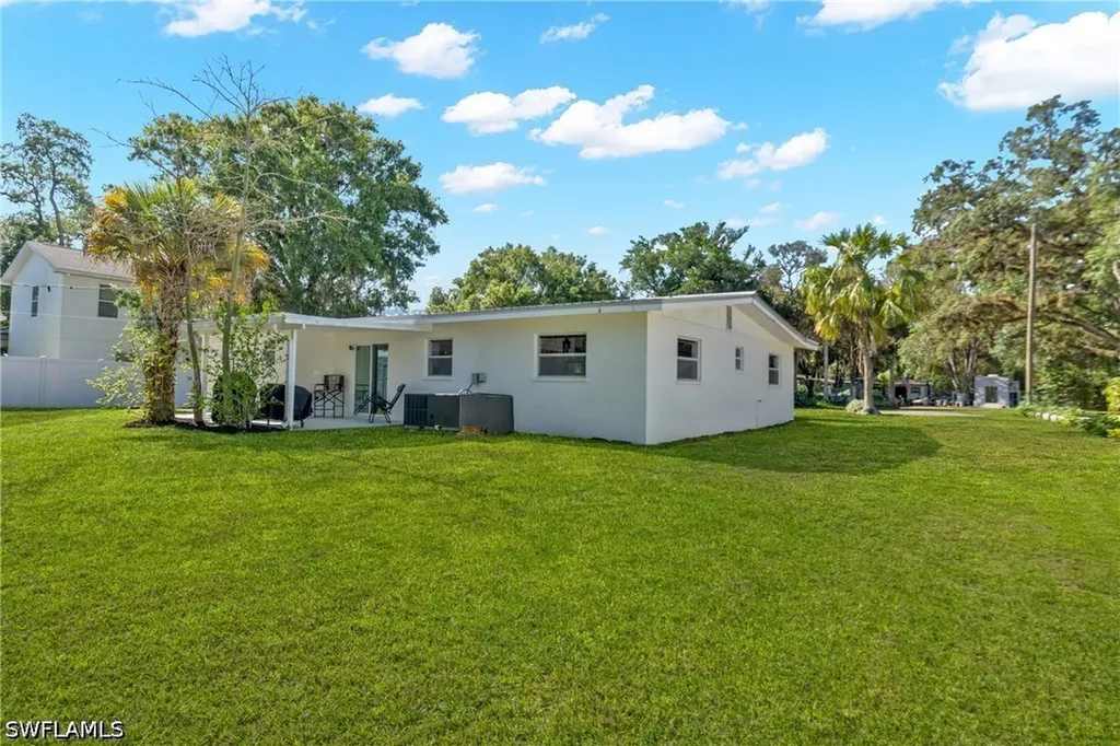 440 6th Avenue Labelle FL 33935