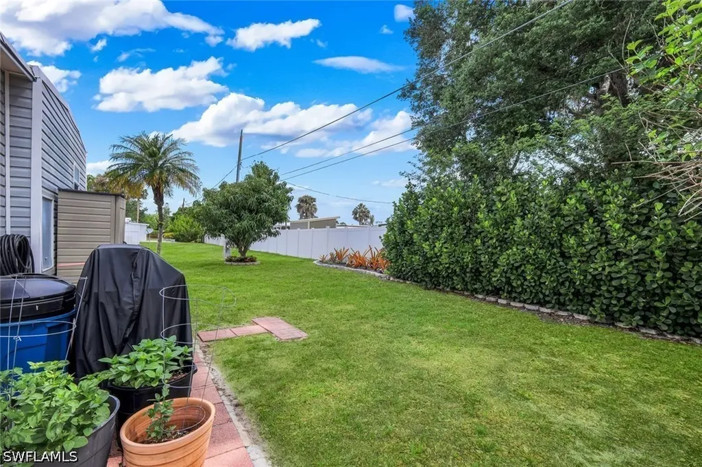27365 Joann Drive Bonita Springs FL 34135