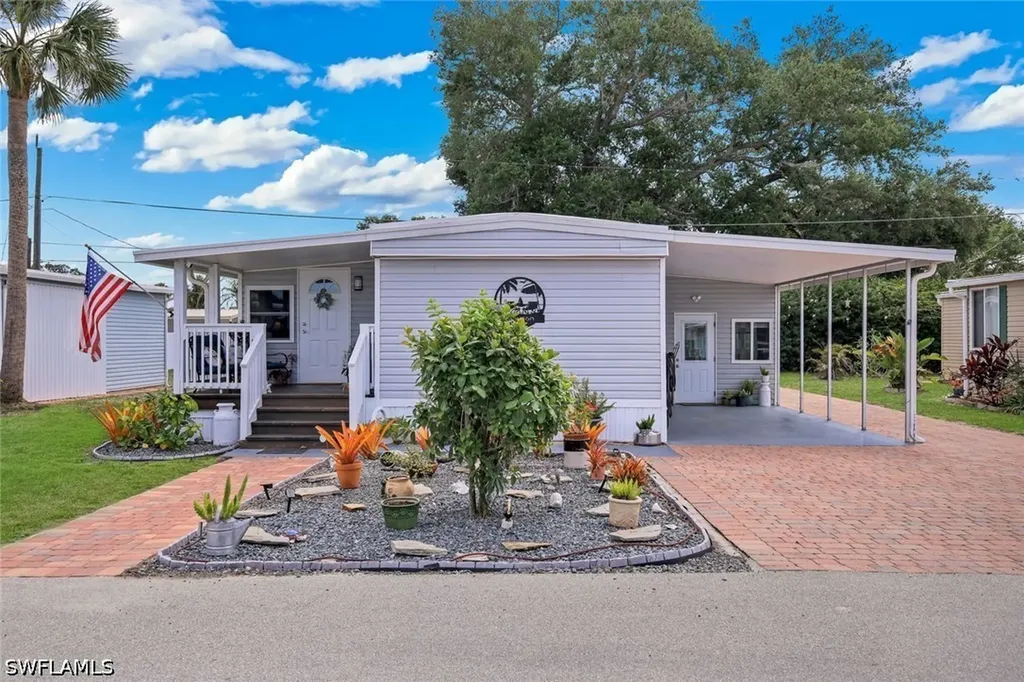 27365 Joann Drive Bonita Springs FL 34135