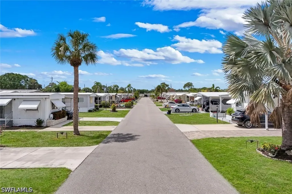 27365 Joann Drive Bonita Springs FL 34135