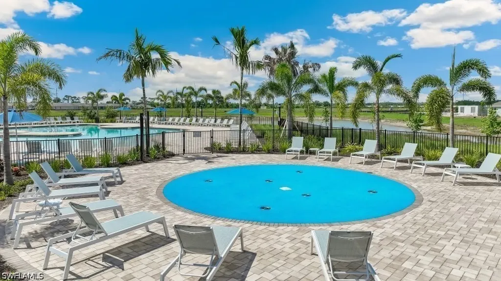 16893 Elkhorn Coral Drive North Fort Myers FL 33993