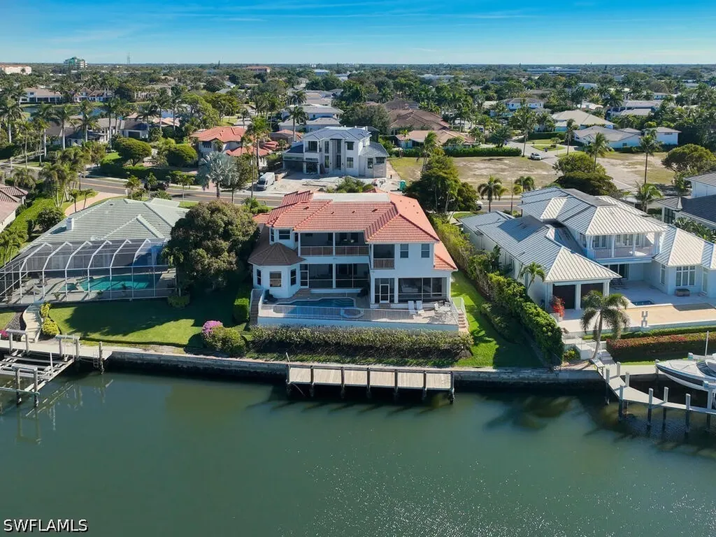 4419 Crayton Road Naples FL 34103