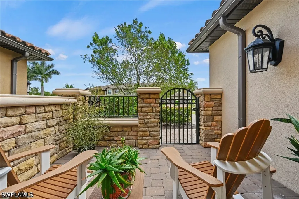 15245 Zeno Way Naples FL 34114