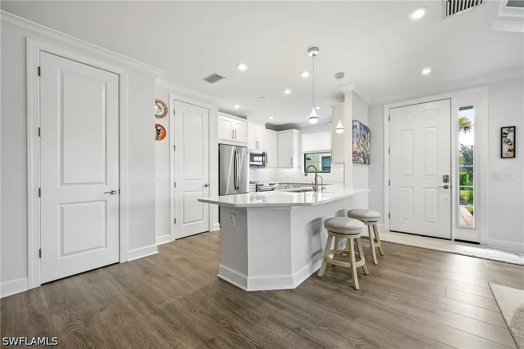 15245 Zeno Way Naples FL 34114