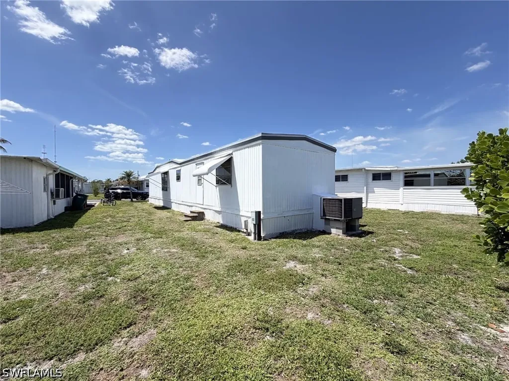114 Rose Lane Naples FL 34114
