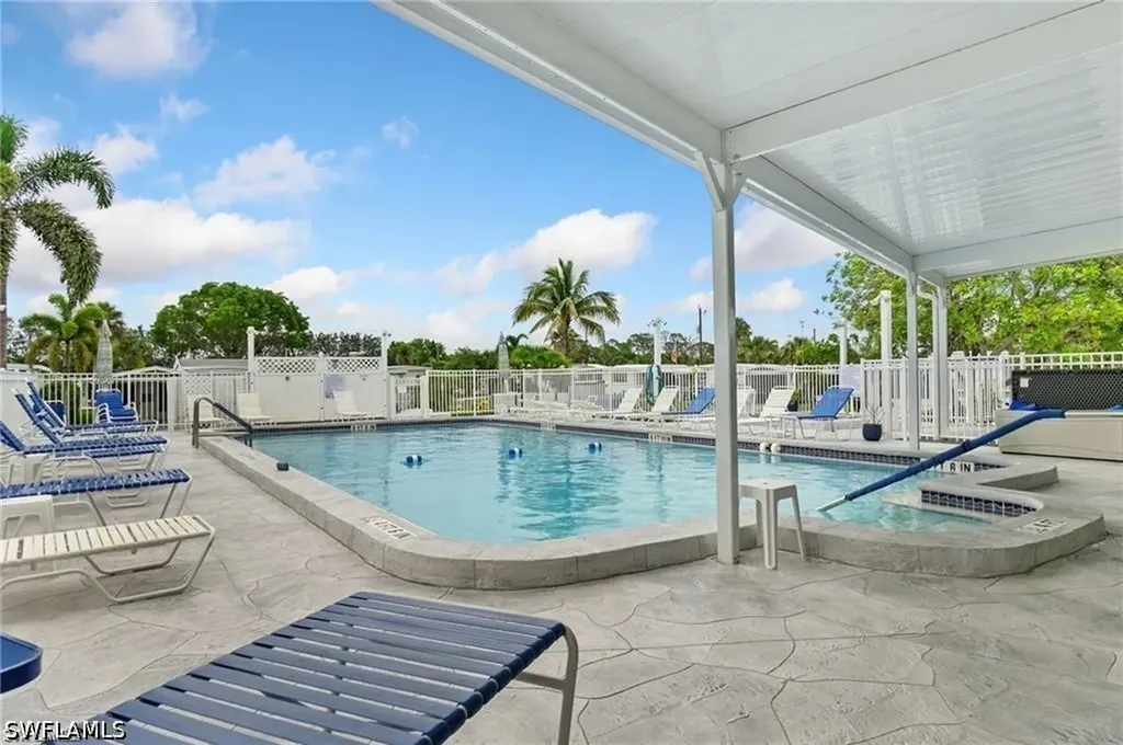 114 Rose Lane Naples FL 34114