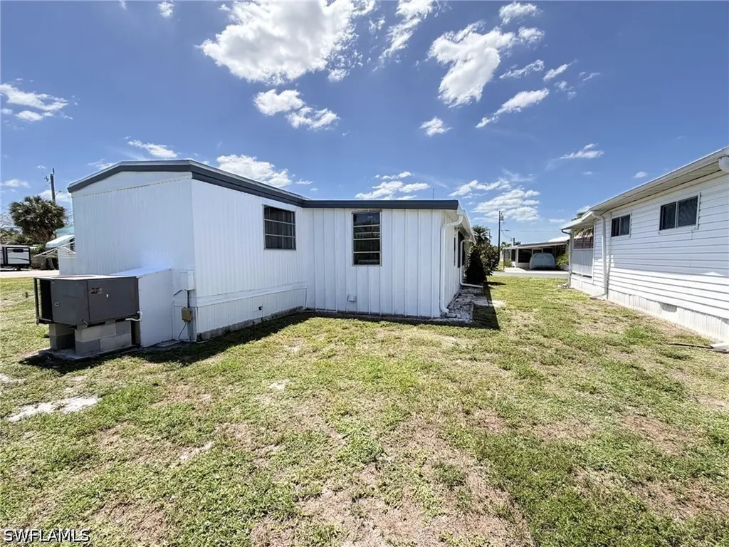 114 Rose Lane Naples FL 34114