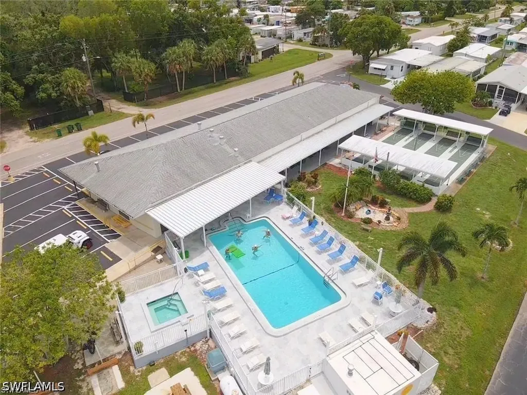 114 Rose Lane Naples FL 34114