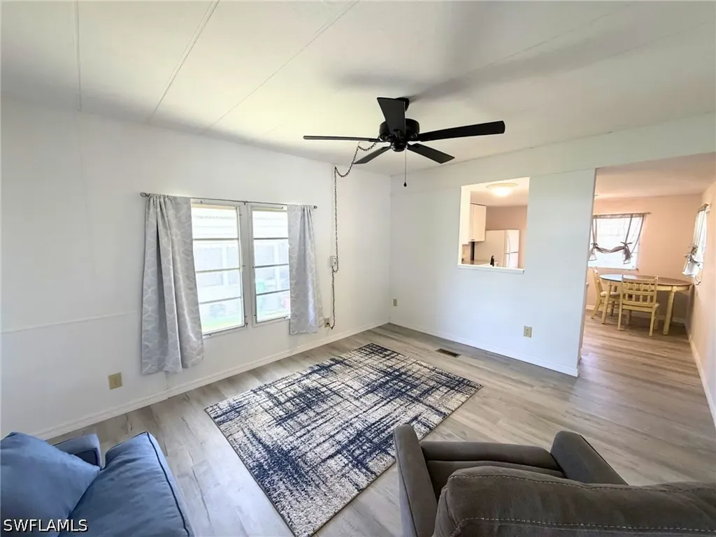 114 Rose Lane Naples FL 34114