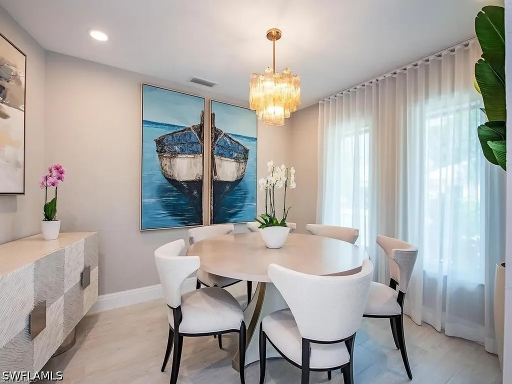 4856 Crayton Road Naples FL 34103
