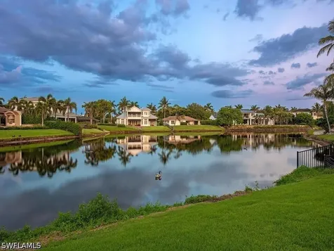 4856 Crayton Road Naples FL 34103
