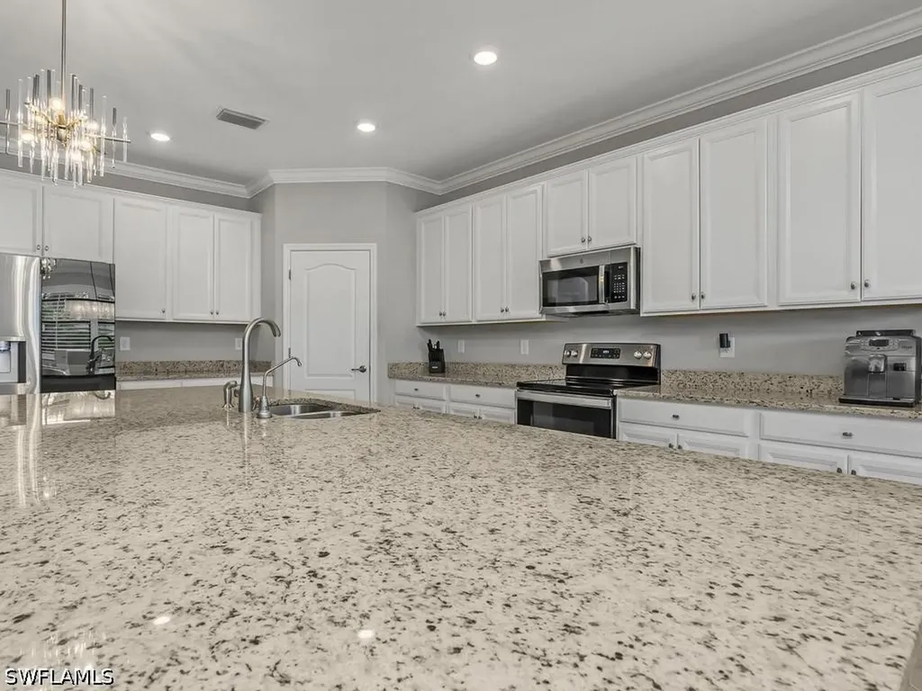 17575 Kinzie Lane Estero FL 33928