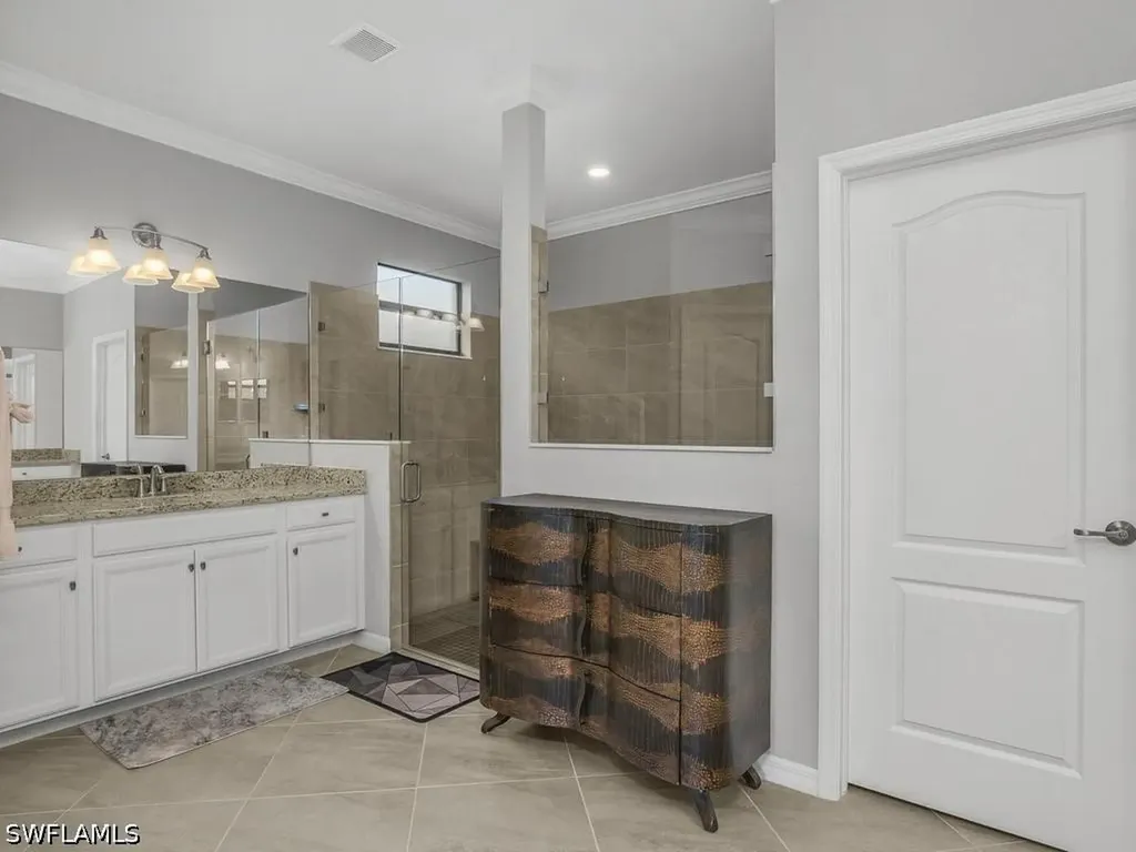 17575 Kinzie Lane Estero FL 33928