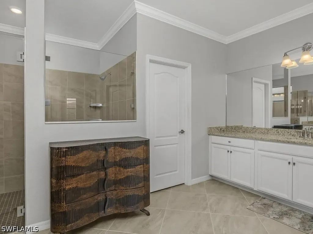 17575 Kinzie Lane Estero FL 33928