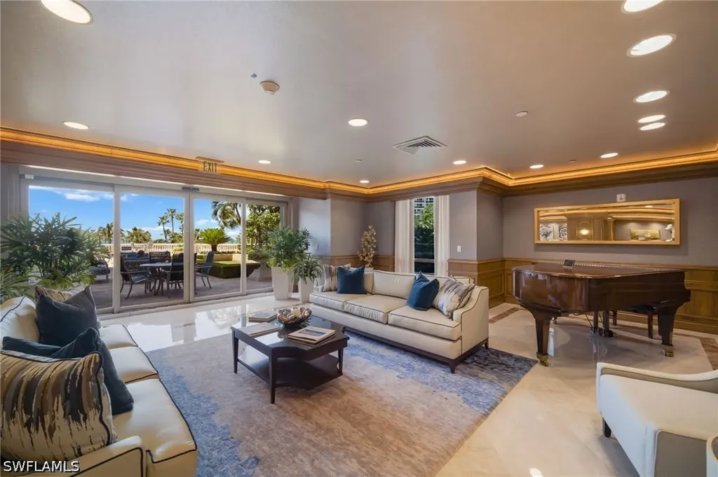 4021 Gulf Shore Boulevard N Naples FL 34103