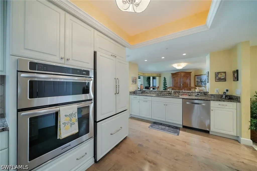 4021 Gulf Shore Boulevard N Naples FL 34103